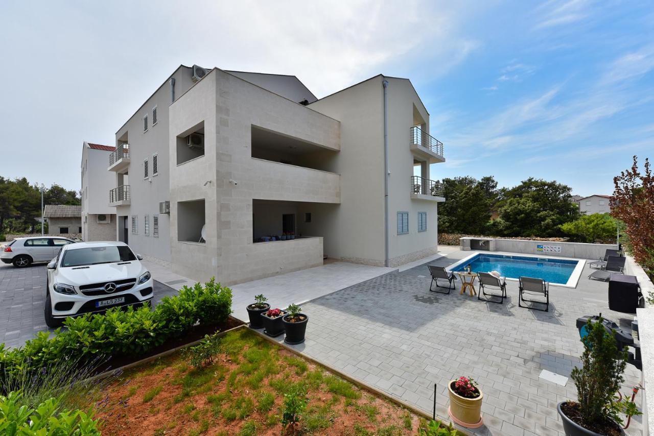 Apartmani Iva Vir Exterior foto