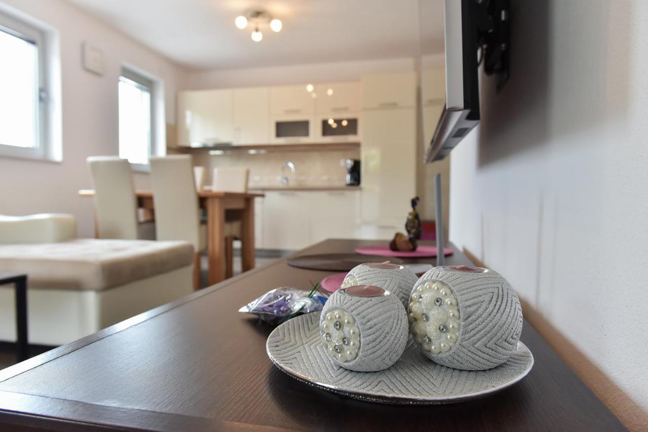 Apartmani Iva Vir Exterior foto